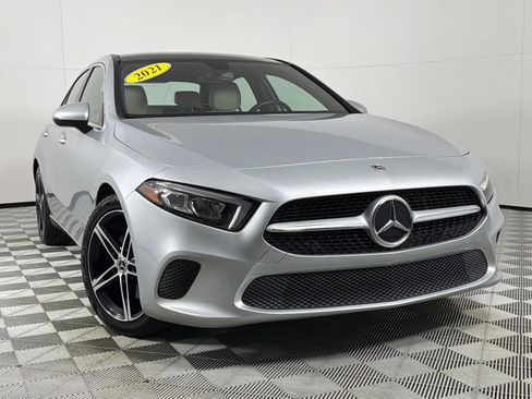 Used 2021 Mercedes-Benz A 220 image 2