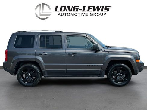 Used 2015 Jeep Patriot Sport w/ Power Value Group FWD image 8