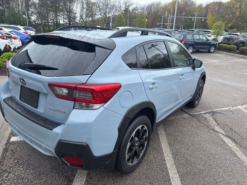 Used 2023 Subaru Crosstrek 2.0i AWD/4WD image 2