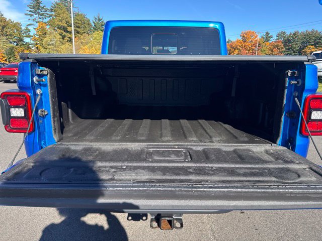 Used 2022 Jeep Gladiator Mojave w/ LED Lighting Group AWD/4WD image 16