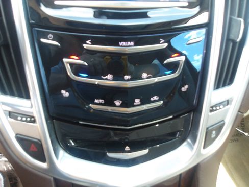 Used 2013 Cadillac SRX Luxury w/ Driver Awareness Package image 25