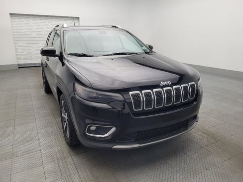 Used 2019 Jeep Cherokee Limited image 14