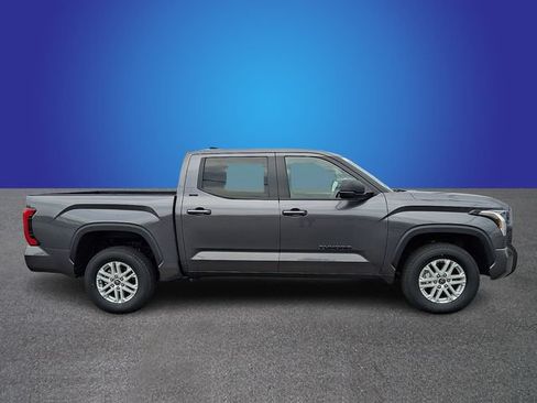 Used 2024 Toyota Tundra SR5 w/ SR5 Premium Package AWD/4WD image 4