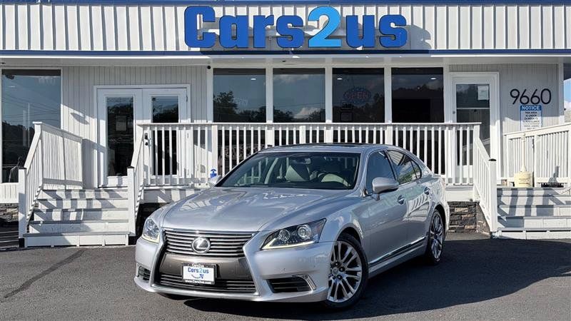 Used 2013 Lexus LS 460 w/ Comfort Pkg RWD image 2