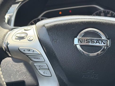 Used 2017 Nissan Murano Platinum w/ Platinum Technology Package FWD image 8