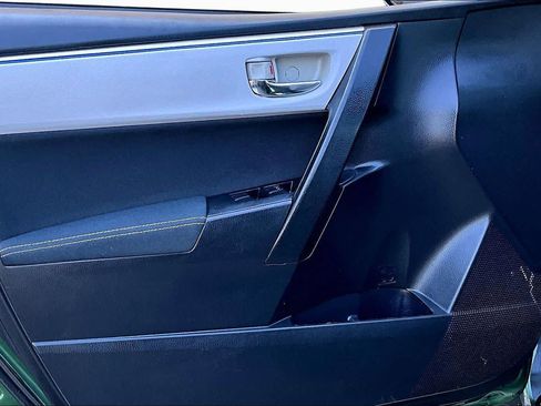 Used 2016 Toyota Corolla LE FWD image 22