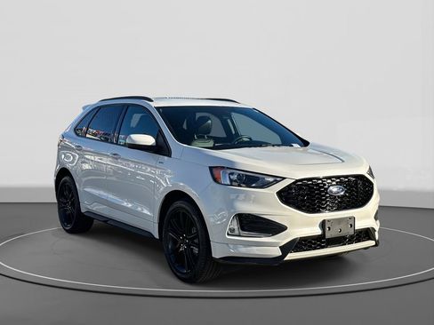 Used 2023 Ford Edge ST-Line image 4