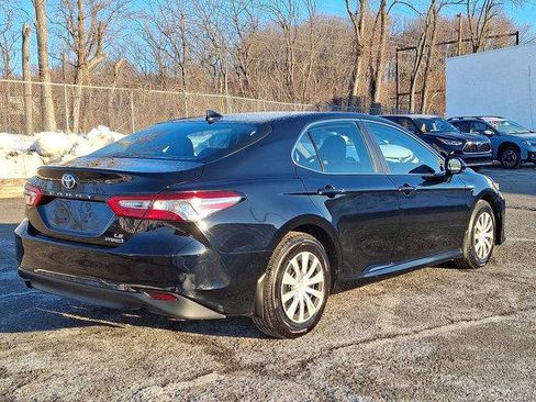 Certified 2020 Toyota Camry LE image 26