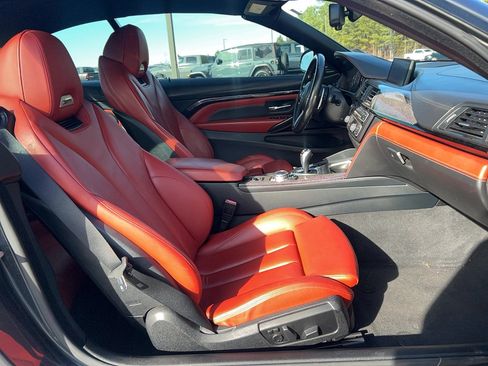 Used 2015 BMW M4 Convertible image 23