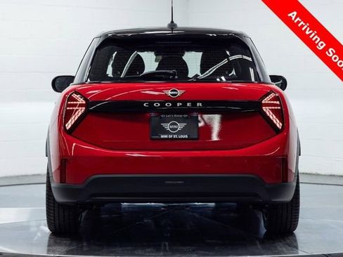 New 2026 MINI Cooper 4-Door Hardtop image 7