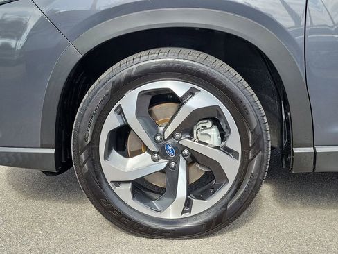 Used 2023 Subaru Forester Touring image 9