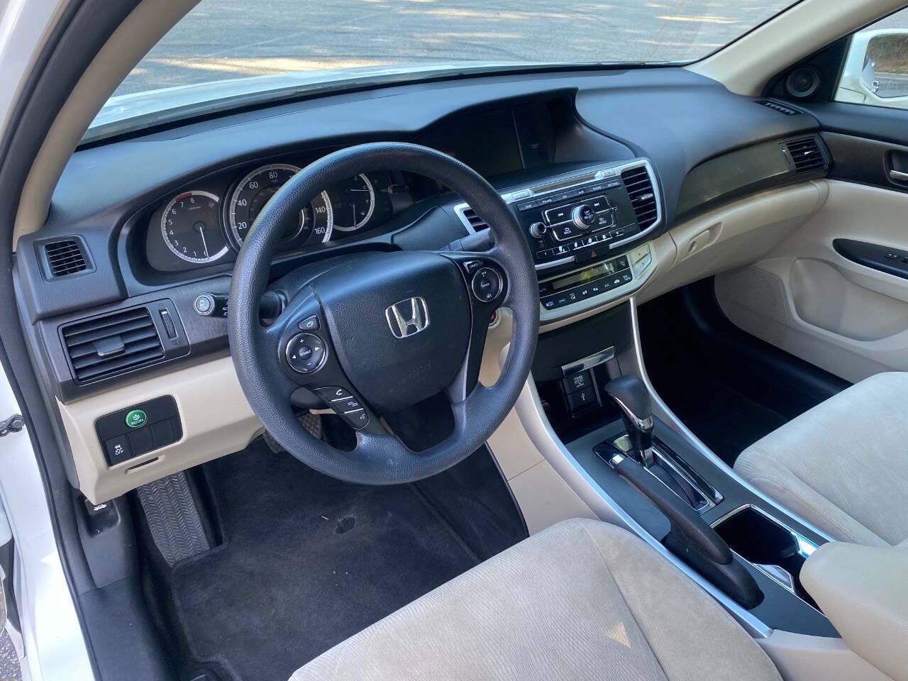 Used 2013 Honda Accord EX image 12