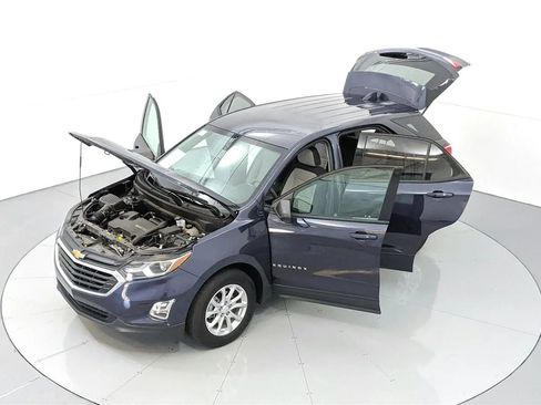 Used 2019 Chevrolet Equinox LS w/ LS Convenience Package FWD image 41