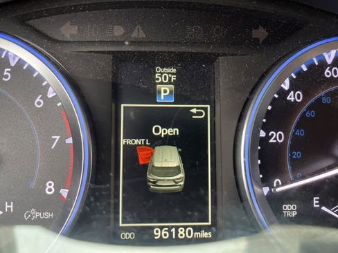 Used 2016 Toyota Highlander XLE image 15