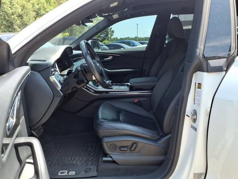 Used 2019 Audi Q8 Prestige w/ Towing Package AWD/4WD image 17