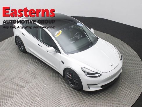 Used 2019 Tesla Model 3 Performance image 3