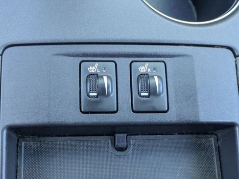 Used 2017 Toyota Camry XLE image 23