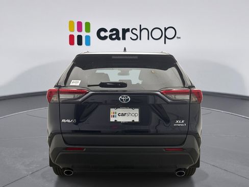 Used 2024 Toyota RAV4 XLE w/ Convenience Package AWD/4WD image 4
