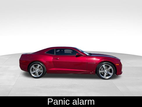 Used 2010 Chevrolet Camaro SS image 4