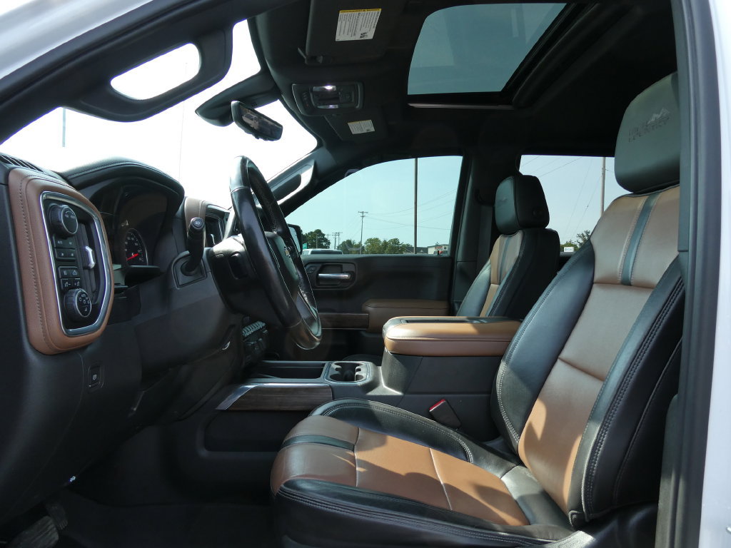 Used 2021 Chevrolet Silverado 1500 High Country w/ Technology Package AWD/4WD image 21