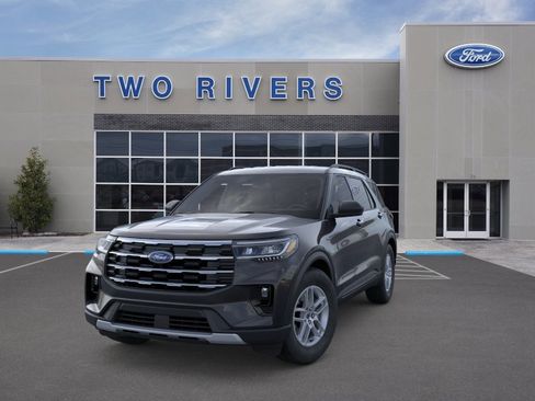 New 2026 Ford Explorer Active RWD image 2