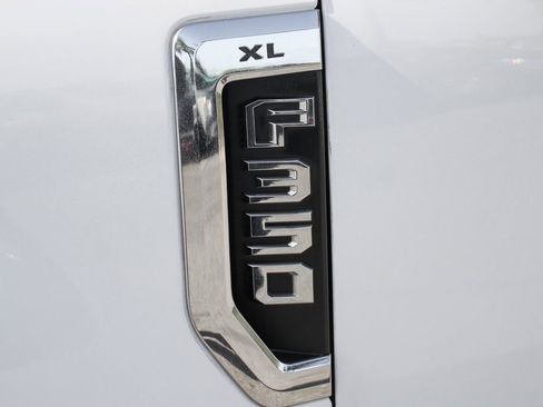 Used 2019 Ford F350 XL w/ Power Equipment Group image 45