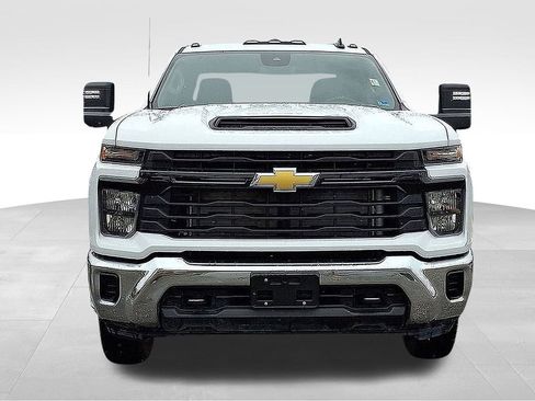 Used 2024 Chevrolet Silverado 3500 W/T w/ WT Convenience Package image 2
