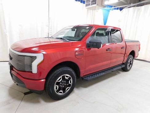 Used 2023 Ford F150 Lightning XLT image 19