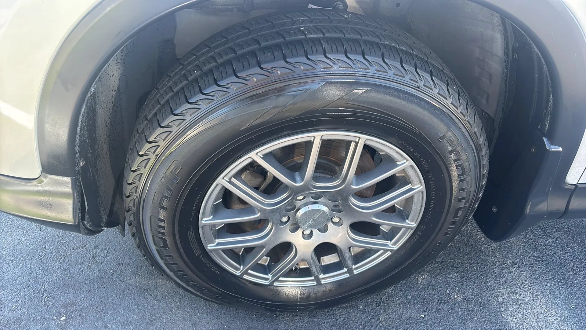 Used 2013 Honda CR-V LX image 32