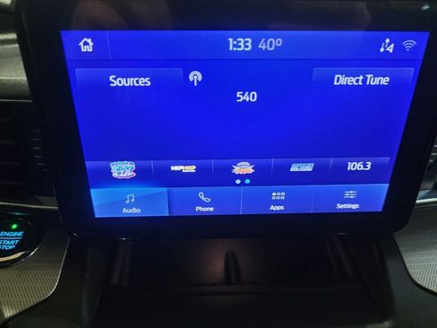 Used 2020 Ford Explorer XLT w/ Equipment Group 202A image 25