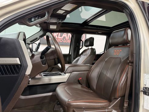 Used 2017 Ford F350 King Ranch w/ King Ranch Ultimate Package AWD/4WD image 13