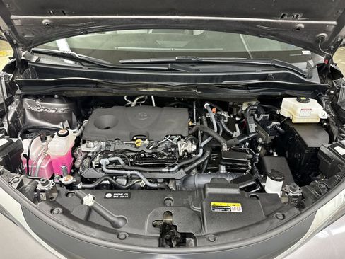 Used 2023 Toyota Sienna LE image 33