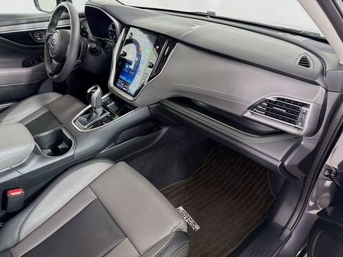 Used 2025 Subaru Outback Onyx Edition AWD/4WD image 33