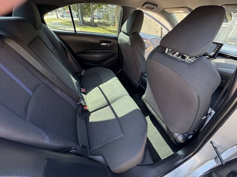 Used 2022 Toyota Corolla SE FWD image 30