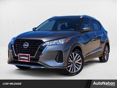 Used 2024 Nissan Kicks SV