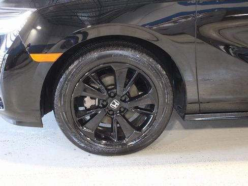 Used 2023 Honda Odyssey Sport image 4