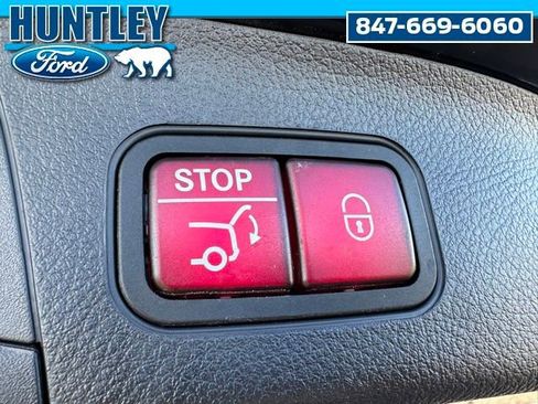 Used 2022 Mercedes-Benz GLA 35 AMG 4MATIC w/ Premium Package Lite image 14