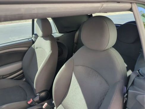 Used 2010 MINI Cooper Convertible image 12