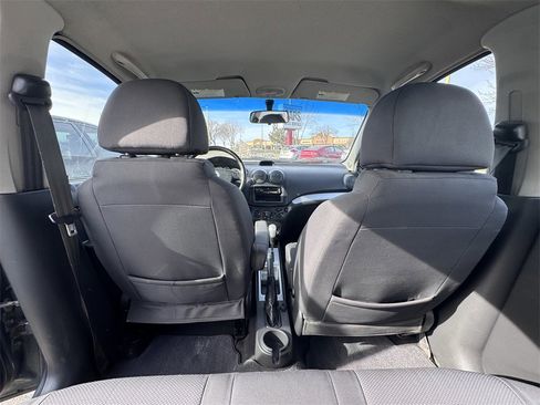 Used 2011 Chevrolet Aveo LT image 24