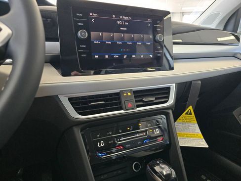 New 2026 Volkswagen Taos SE AWD/4WD image 26