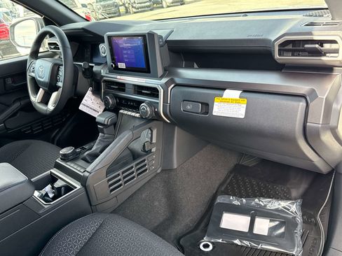 New 2026 Toyota 4Runner SR5 image 17