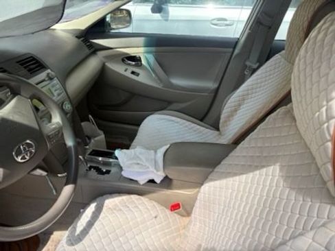 Used 2008 Toyota Camry LE FWD image 10