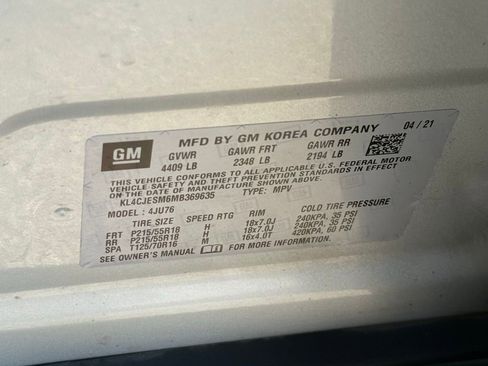 Used 2021 Buick Encore Preferred AWD/4WD image 38