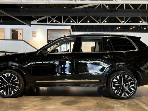 Used 2026 Volvo XC90 B6 Ultra AWD/4WD image 2