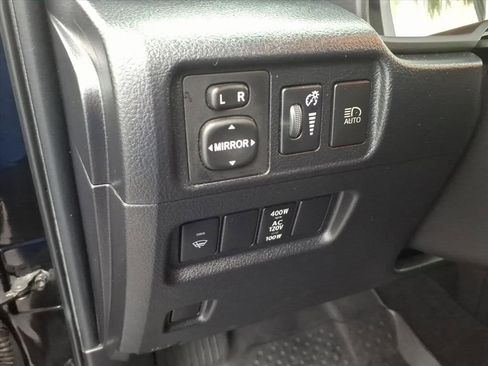 Used 2020 Toyota 4Runner Limited image 28