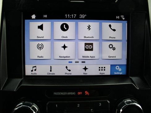 Used 2017 Ford F150 Lariat image 33