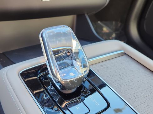 New 2026 Volvo XC90 T8 Plus w/ Protection Package Premier image 14