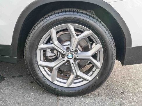 Used 2023 BMW X3 xDrive30i w/ Premium Package image 10