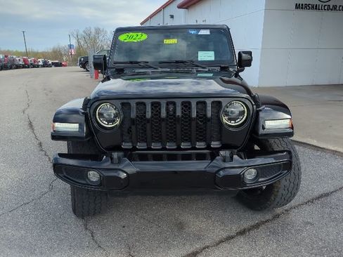 Certified 2022 Jeep Wrangler Unlimited Sahara AWD/4WD image 3