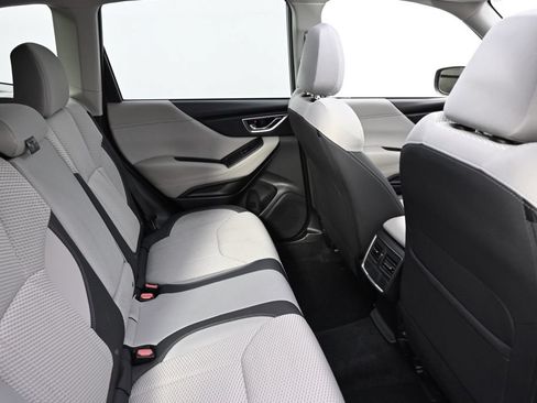 Used 2022 Subaru Forester Premium AWD/4WD image 18